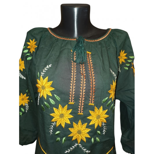 Rochie traditionala brodata cu motive romanesti-Model Ioana10