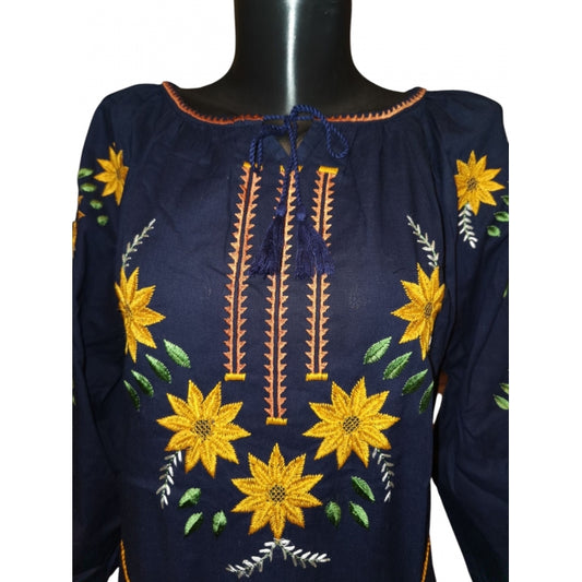Rochie traditionala brodata cu motive romanesti-Model Ioana11