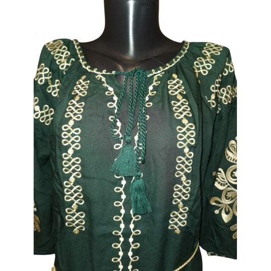 Rochie traditionala brodata cu motive romanesti-Model Ioana14