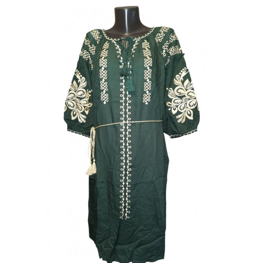 Rochie traditionala brodata cu motive romanesti-Model Ioana14