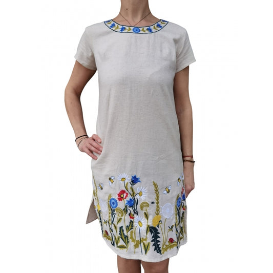 Rochie traditionala brodata cu motive romanesti-Model Ioana23