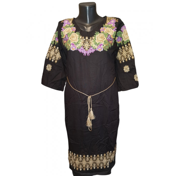 Rochie traditionala brodata cu motive romanesti-Model Ioana4