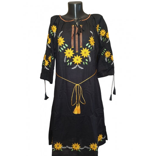 Rochie traditionala brodata cu motive romanesti-Model Ioana8