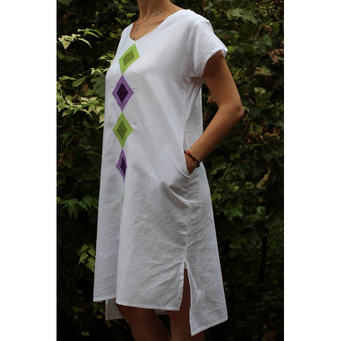 Rochie Traditionala brodata  din in