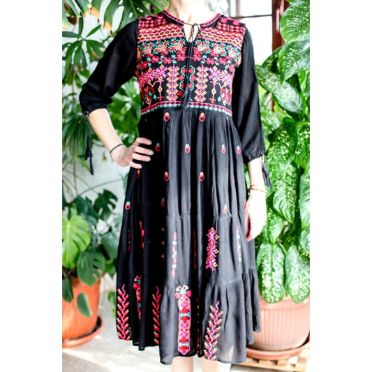 Rochie Traditionala brodata negru Cosmina 15
