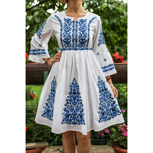 Rochie Traditionala cu Flori2