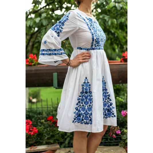 Rochie Traditionala cu Flori2