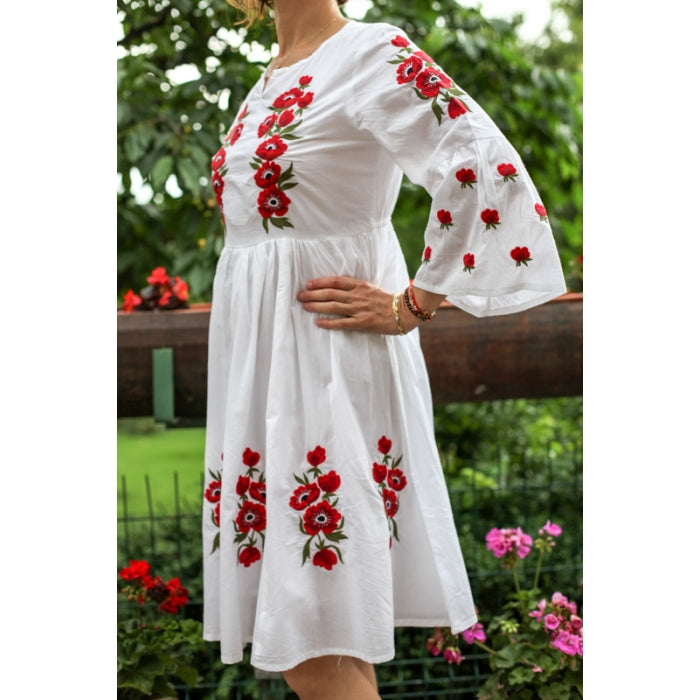 Rochie Traditionala cu maci