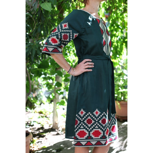 Rochie Traditionala motive geometrice verde