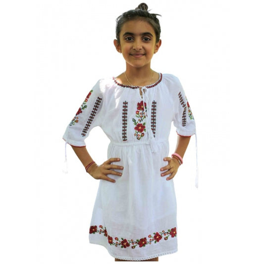 Rochita Traditionala Ely