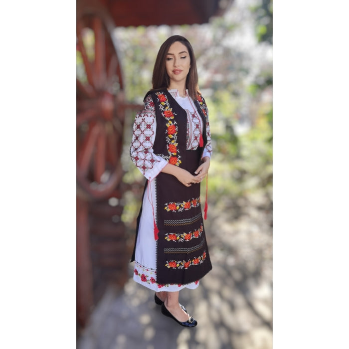 Set Traditional Dama, Vesta, Fota Ana4