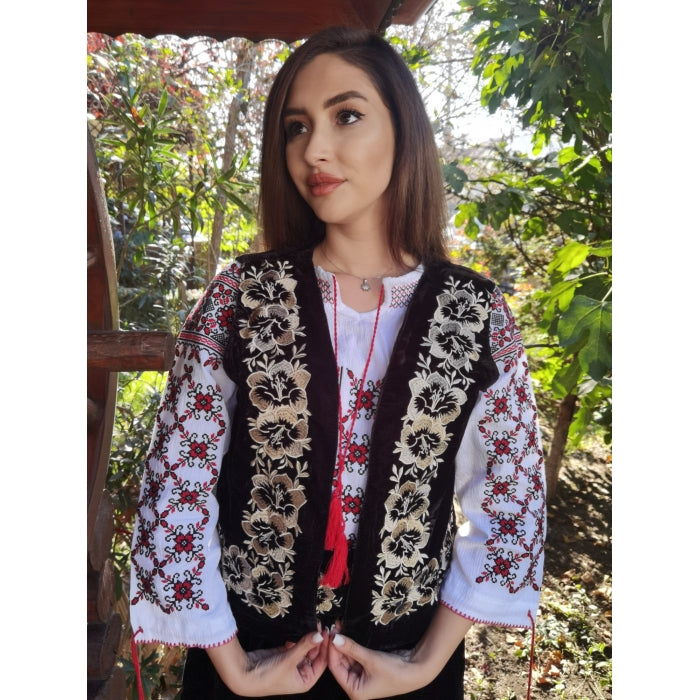 Set Traditional Dama, Vesta, Fota si Brau Ana7