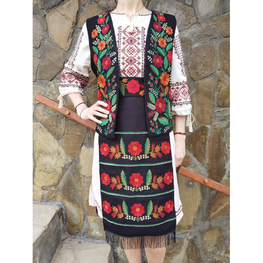 Set Traditional Dama, Vesta, Fote si Brau-Model Ana13