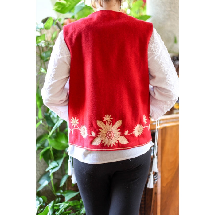 Vesta Traditionala Rosie4