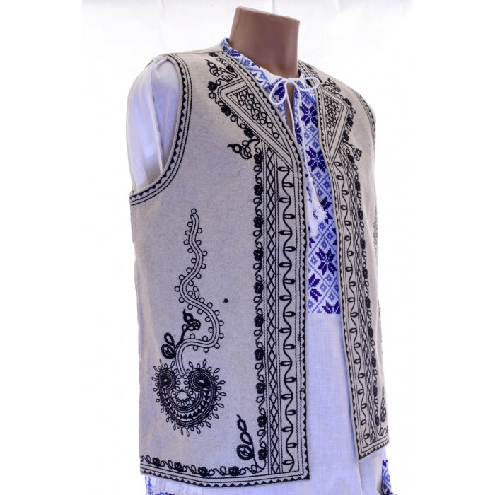 Vesta Traditionala Viorel