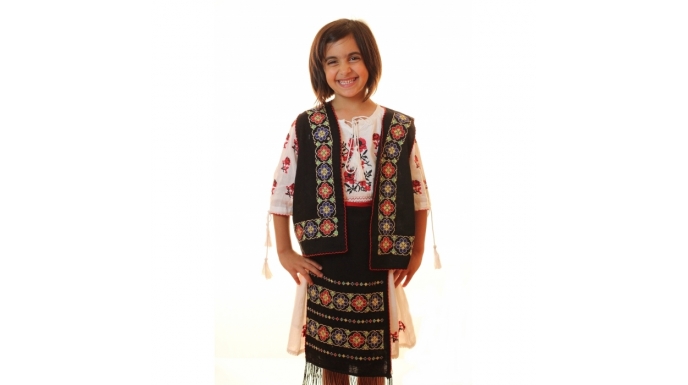 Veste Tradiționale Copii – Eleganță și Confort | IiRomanesti.com